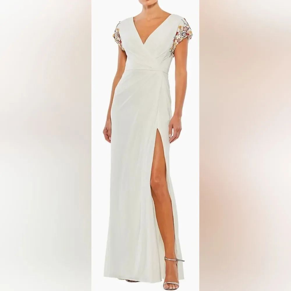 Mac Duggal 55709 Embellished Sleeve Jersey Wrap Gown NWT Size 4 White